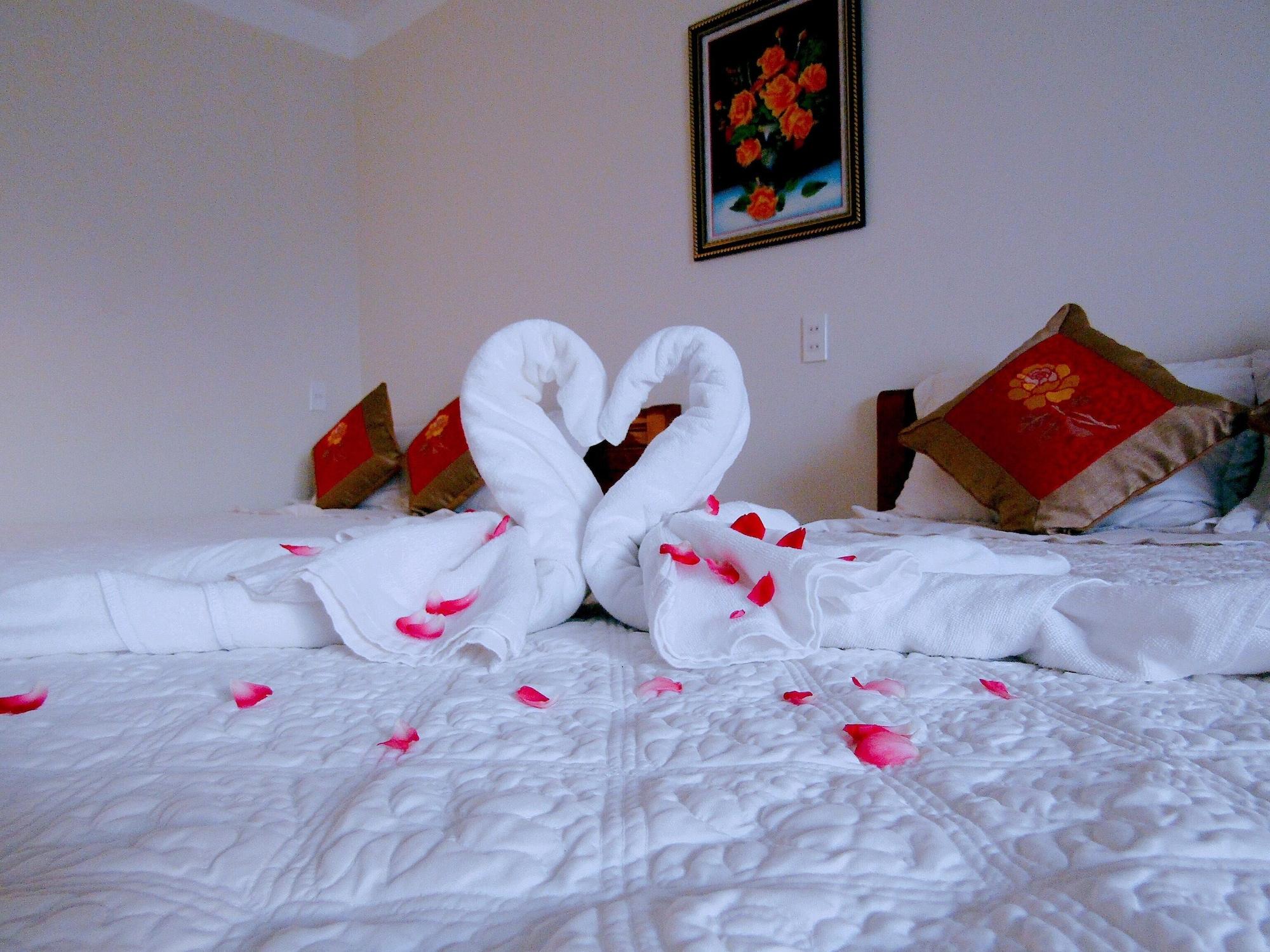 Hoang Dat Hotel Донгхой Экстерьер фото